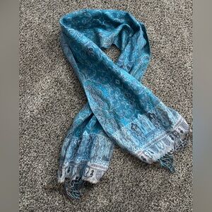 Women’s Preston and York Scarf